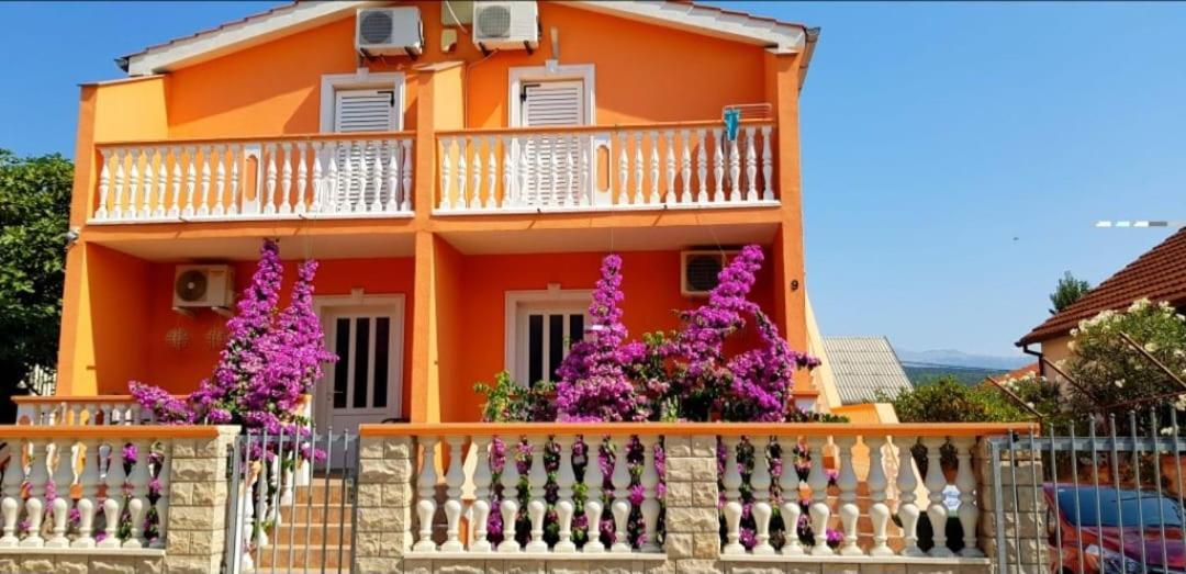 Apartamento Laura Posedarje