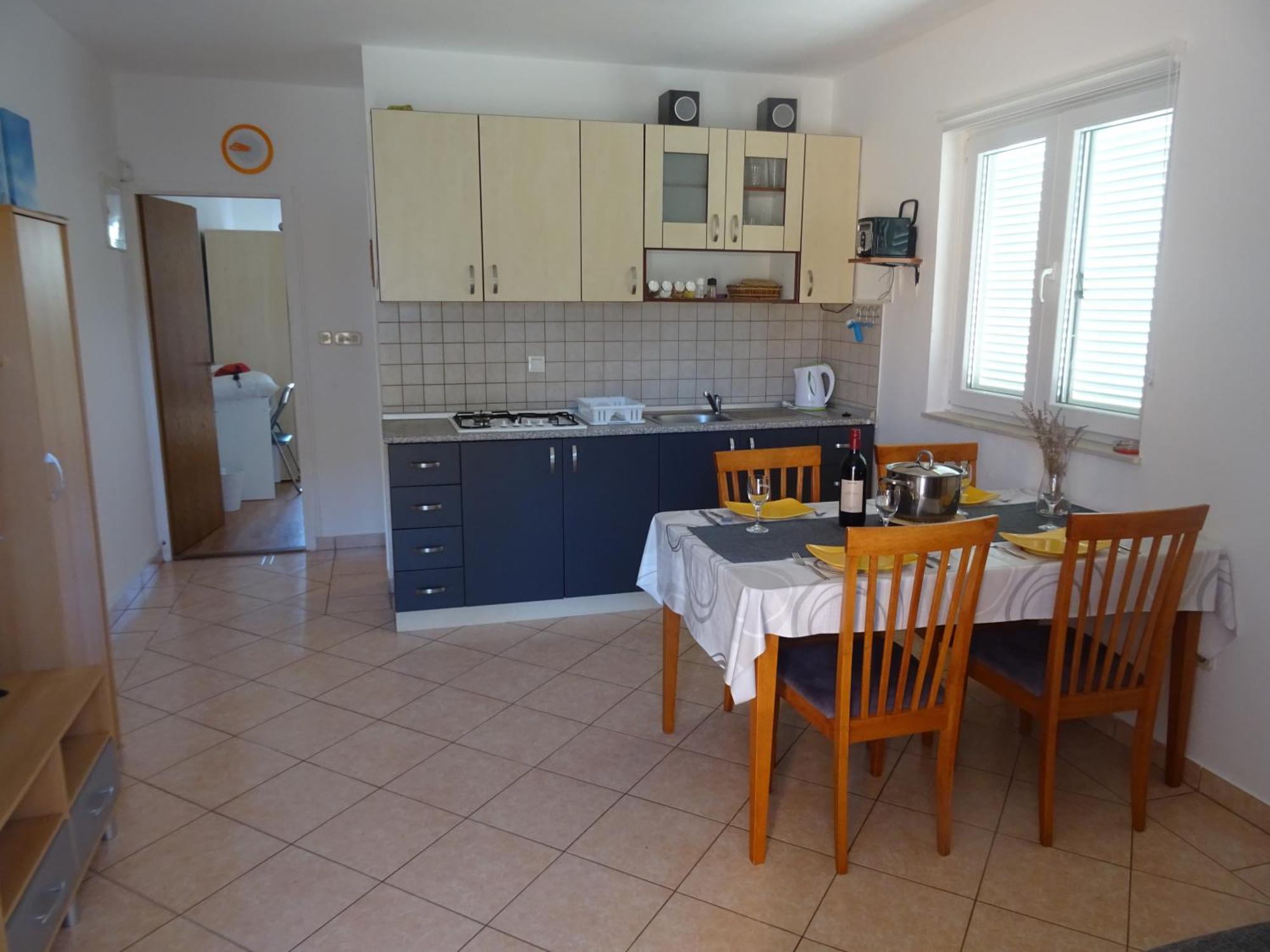 Laura Apartment